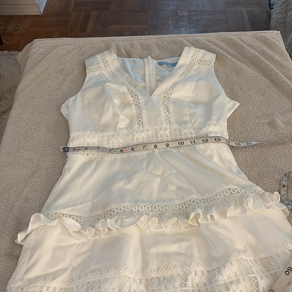 Antonio Melani gorgeous crisp white midi tiered dress - Picture 9 of 13